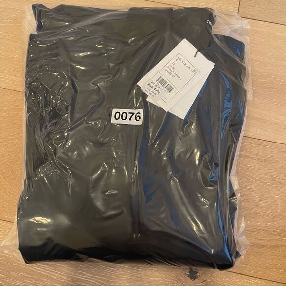 THEORY
Riding Velvet Blazer - Picture 6 of 6